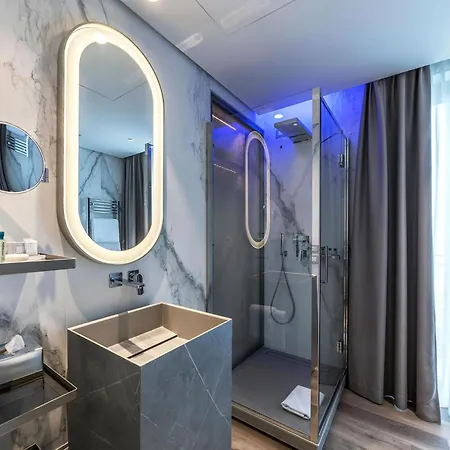 The Regency, Rome, A Tribute Portfolio Hotel 4*