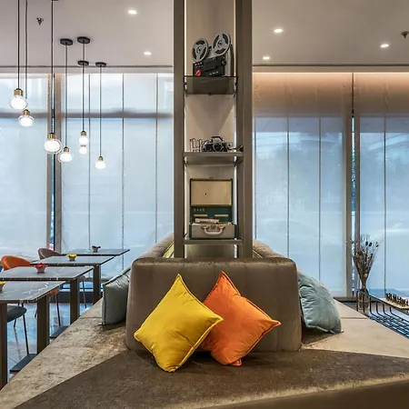 Hotel The Regency, Rome, A Tribute Portfolio