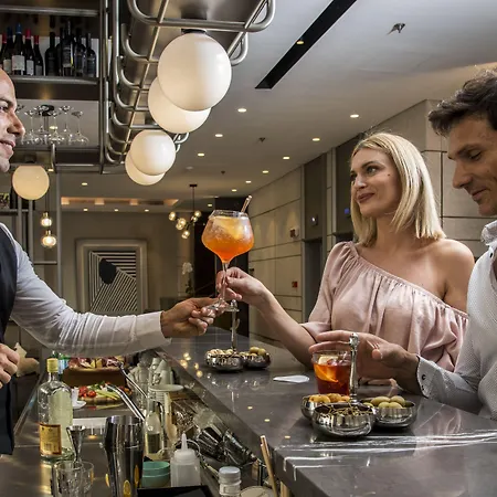 The Regency, Rome, A Tribute Portfolio 4*