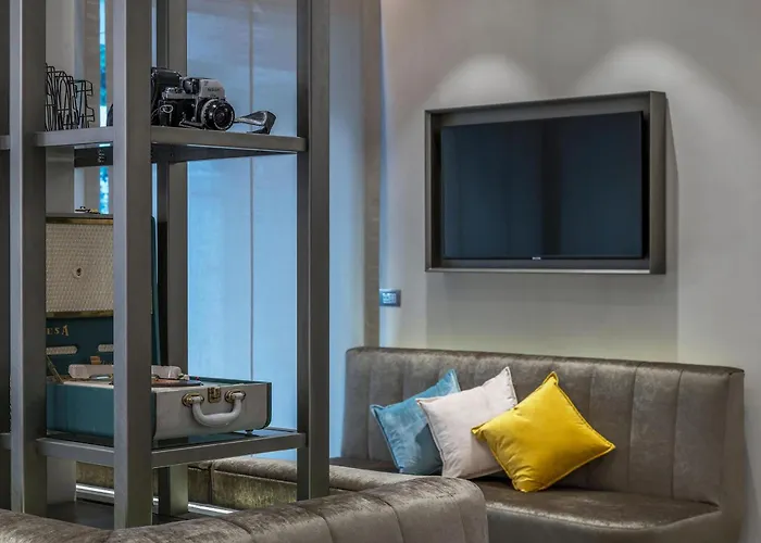 The Regency, Rome, A Tribute Portfolio