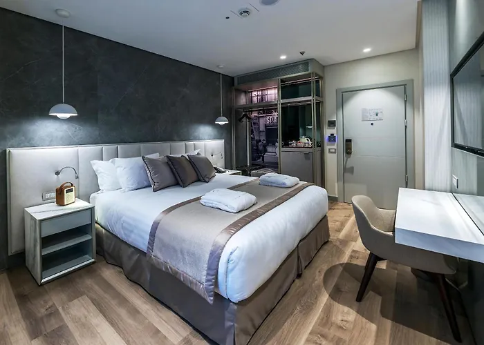 ホテル The Regency, Rome, A Tribute Portfolio 4*