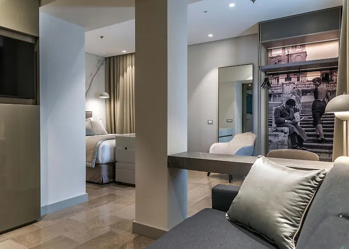 The Regency, Rome, A Tribute Portfolio