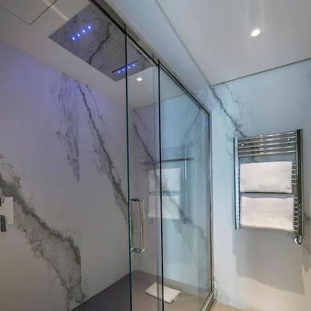 فندق The Regency, Rome, A Tribute Portfolio 4*